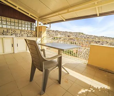 Bed and Breakfast Casa Marrelli Grotte (Sicily)